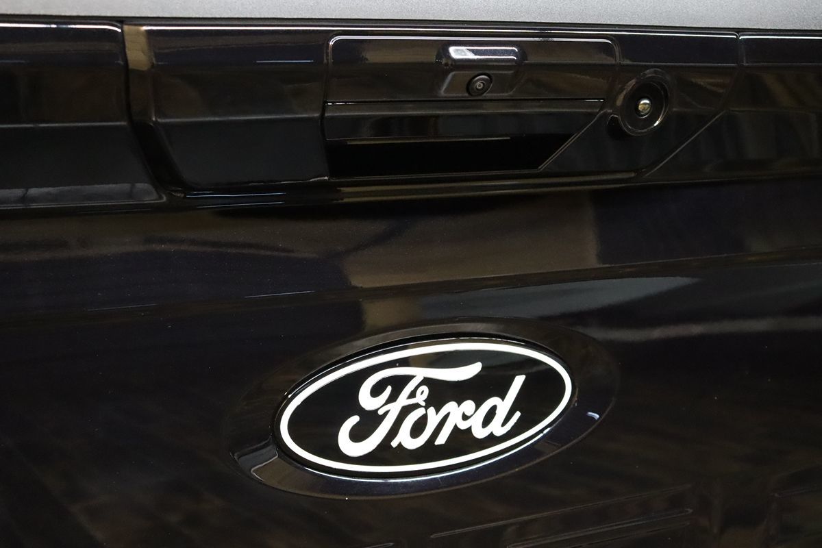 2025 Ford F-150 XLT - Photo 22