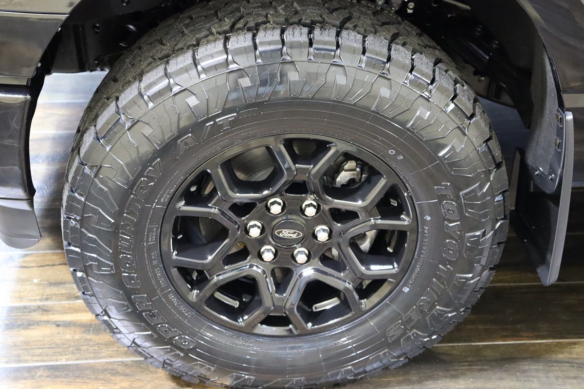 2025 Ford F-150 XLT - Photo 32