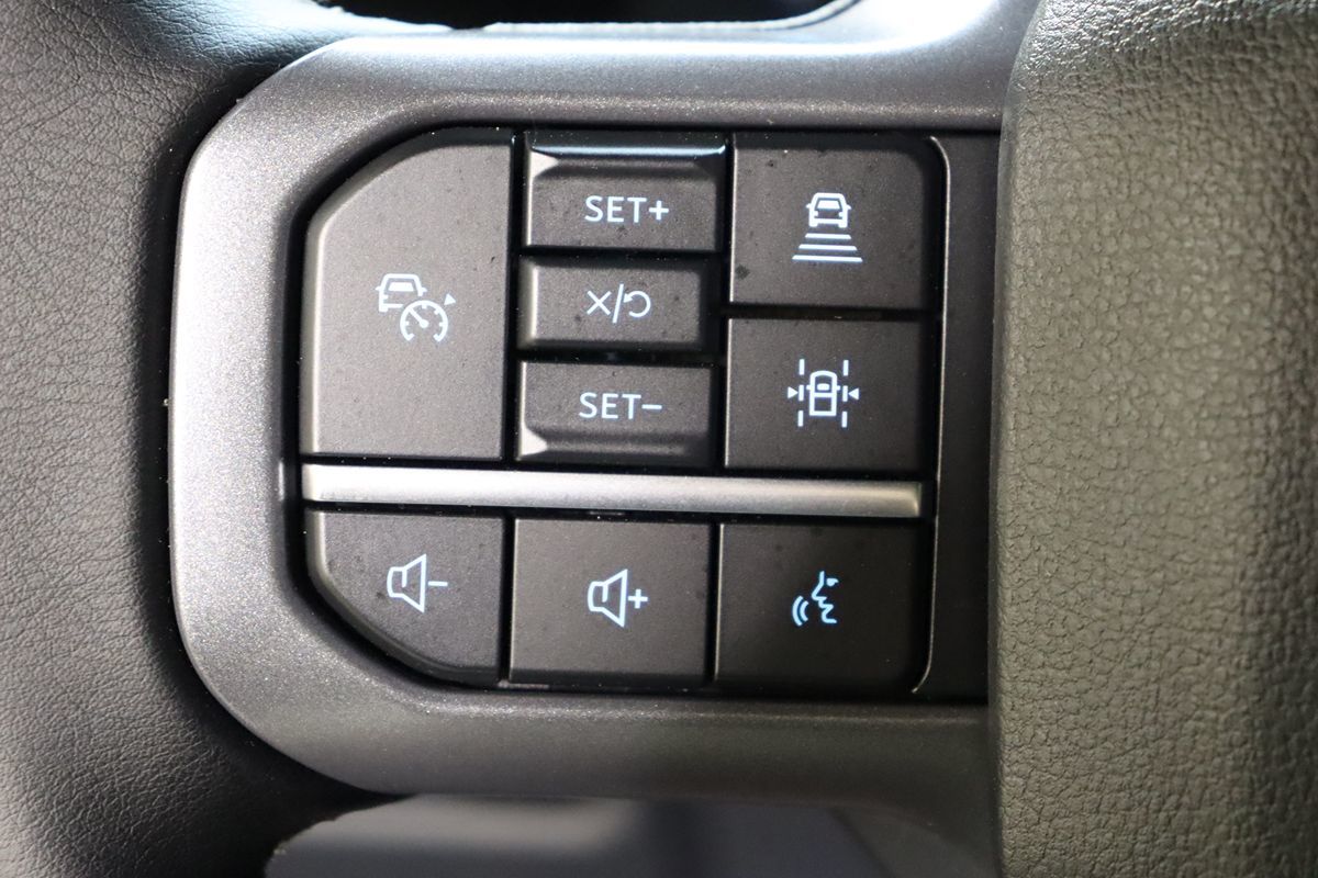 2025 Ford F-150 XLT - Photo 41