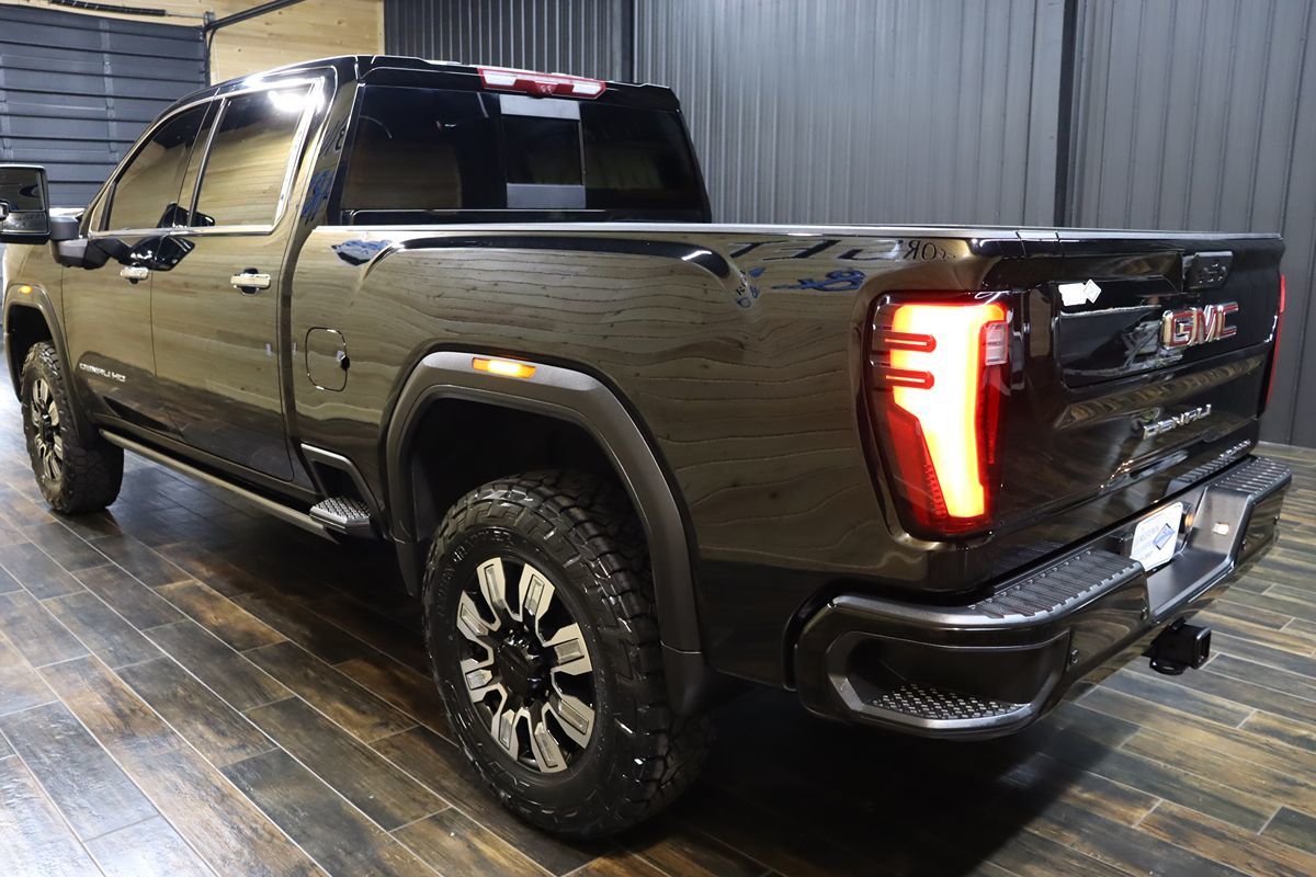 2024 Gmc Sierra Denali photo 3