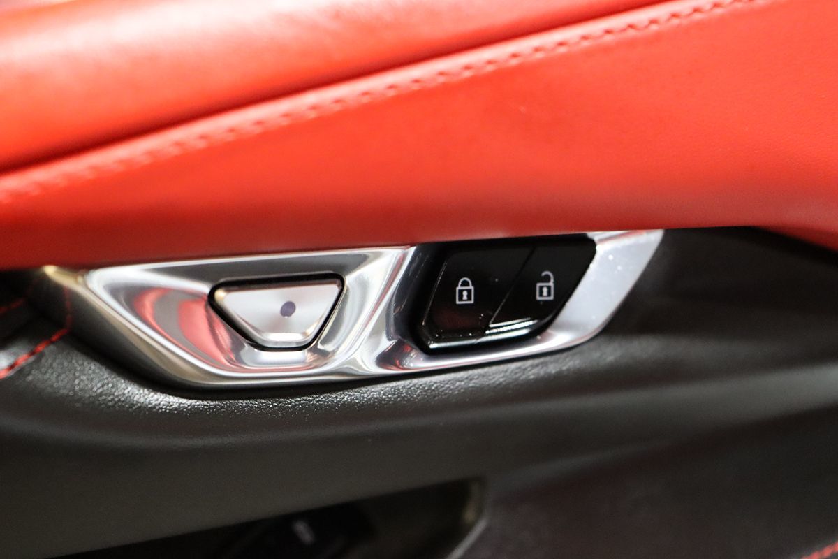 2024 Chevrolet Corvette 3LT - Photo 38