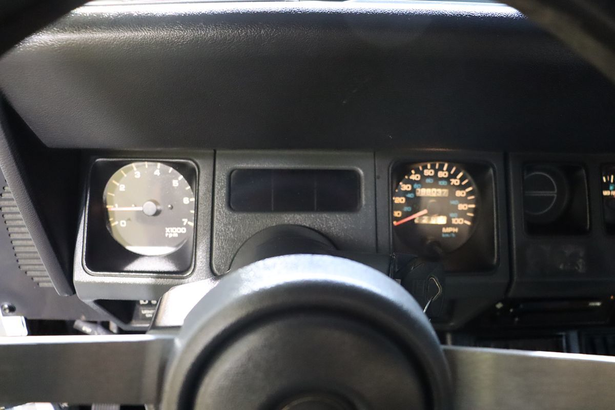 1992 Jeep Wrangler S photo 23