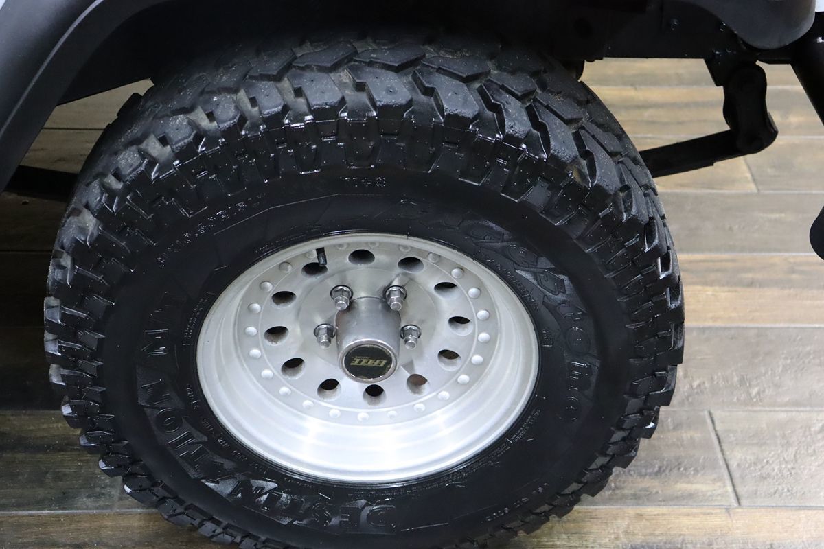 1992 Jeep Wrangler S photo 32