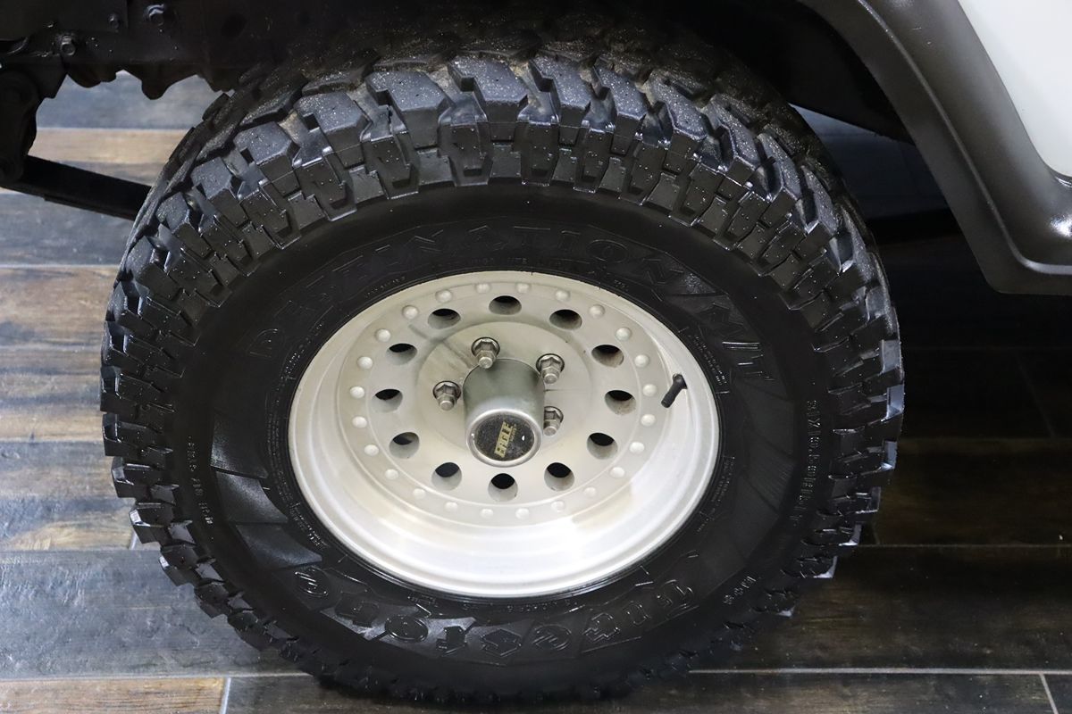 1992 Jeep Wrangler S photo 33