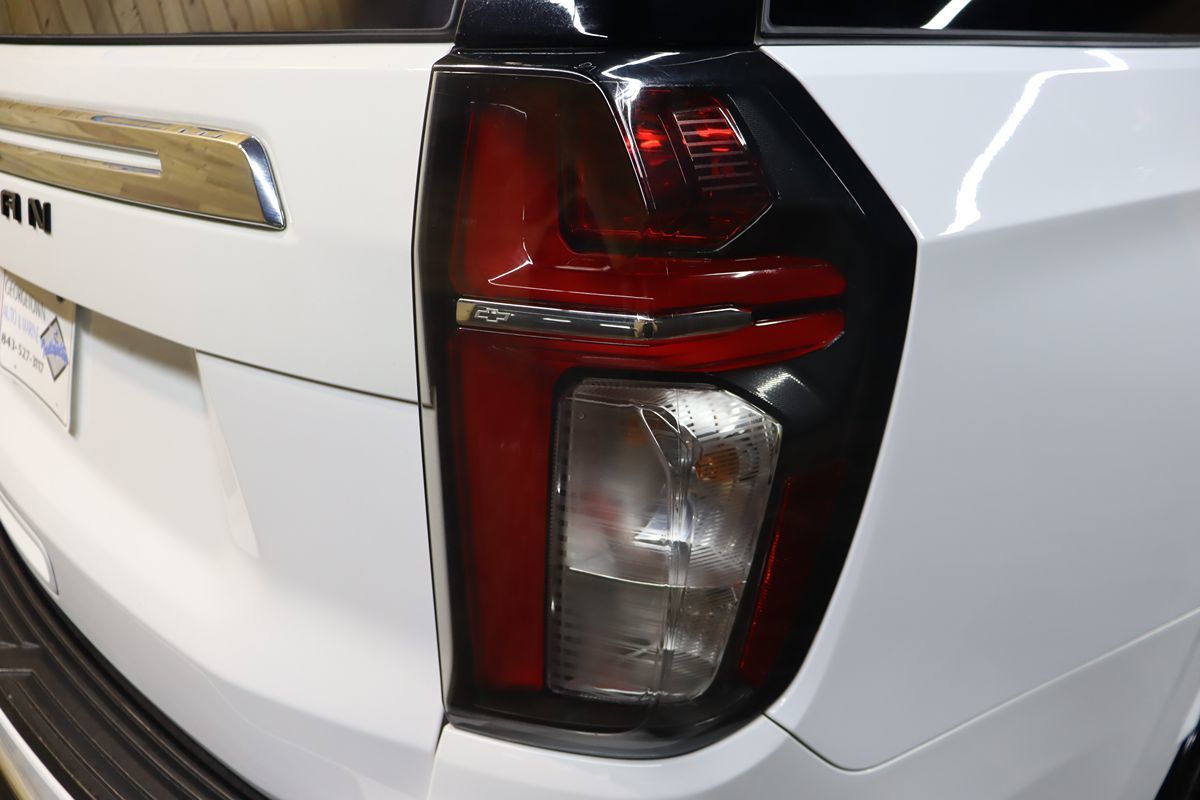 2023 Chevrolet Suburban LS photo 14