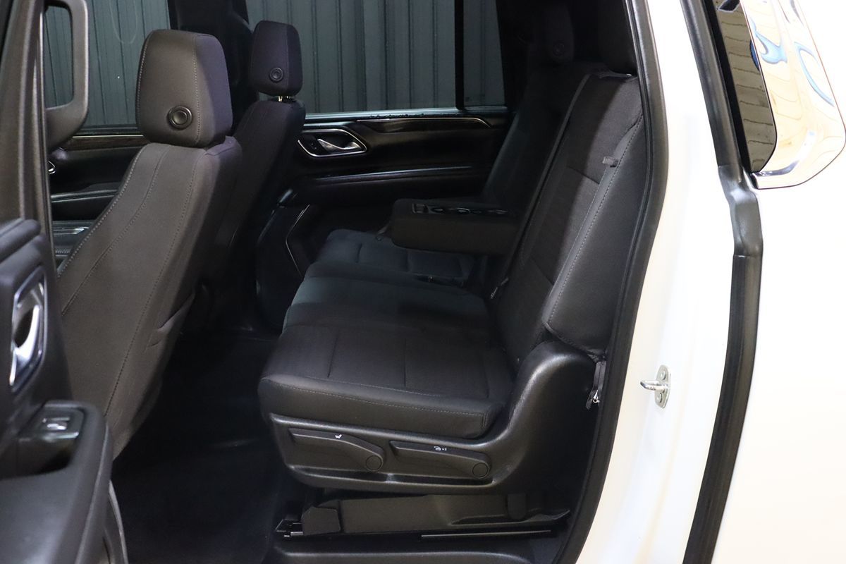 2023 Chevrolet Suburban LS photo 46