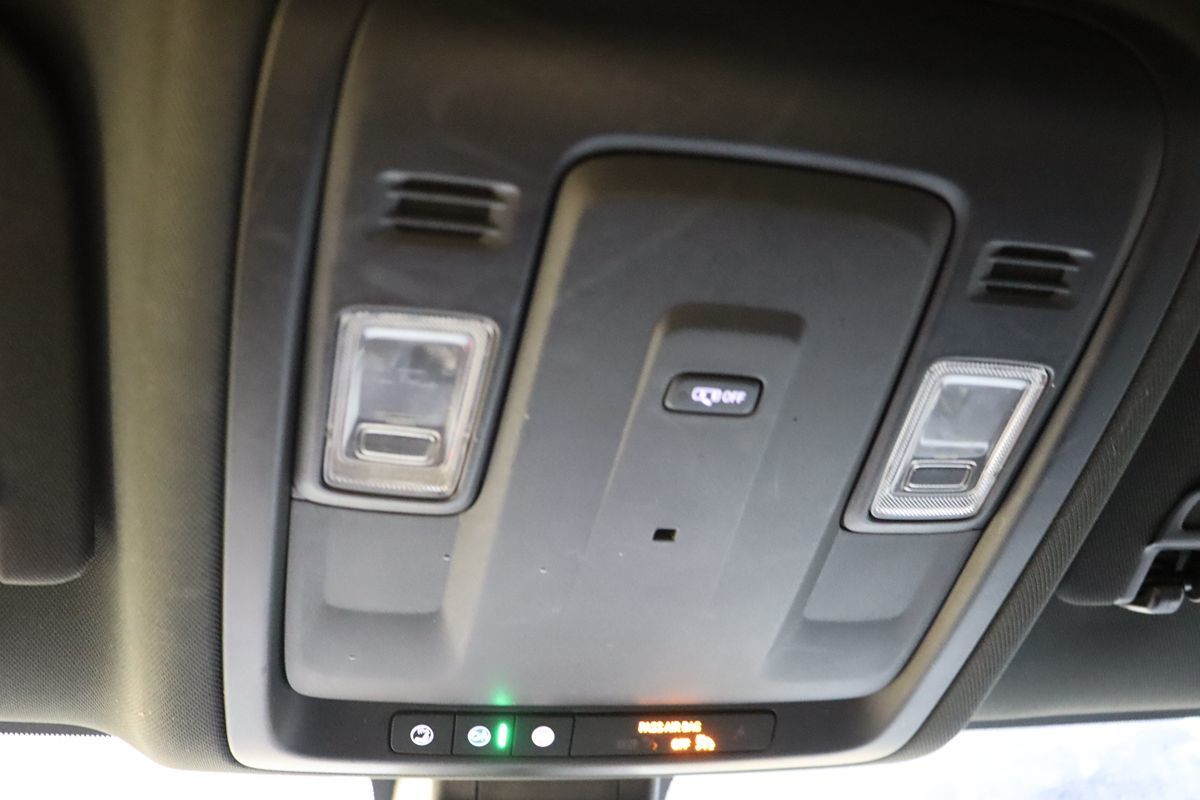 2022 Gmc Yukon SLE photo 39