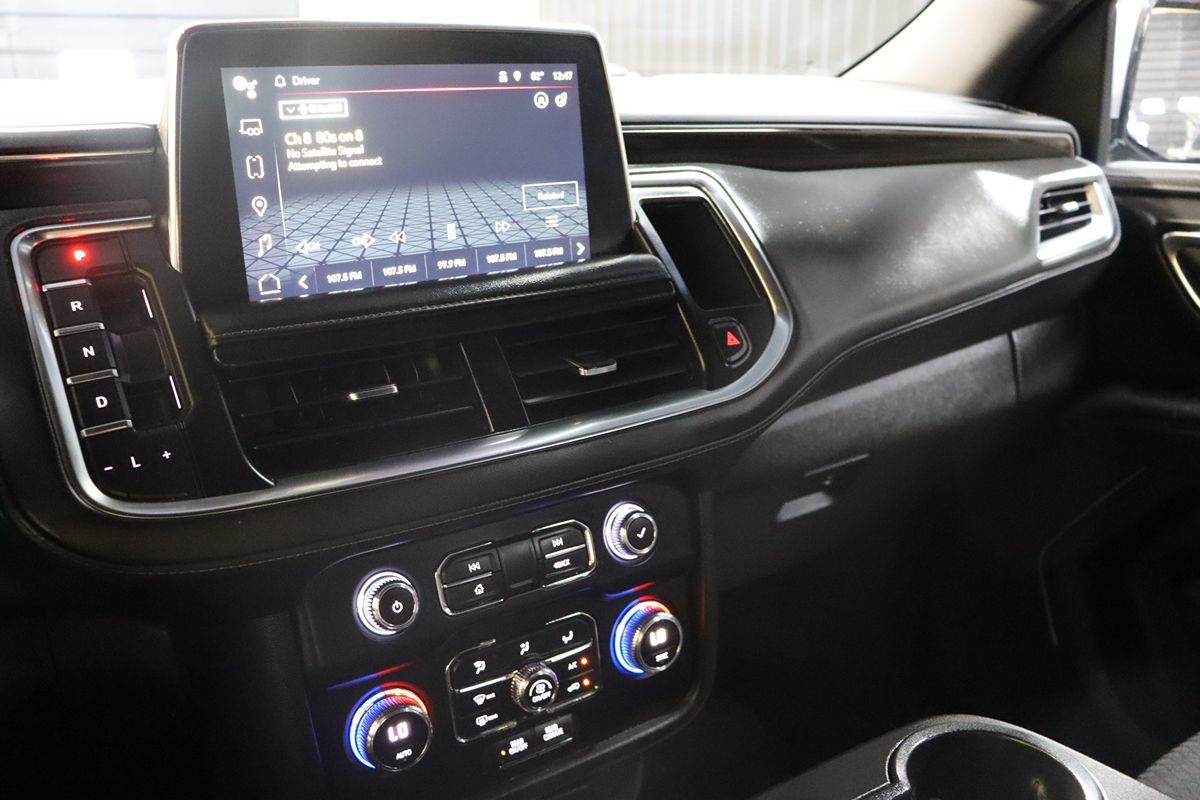 2022 Gmc Yukon SLE photo 40