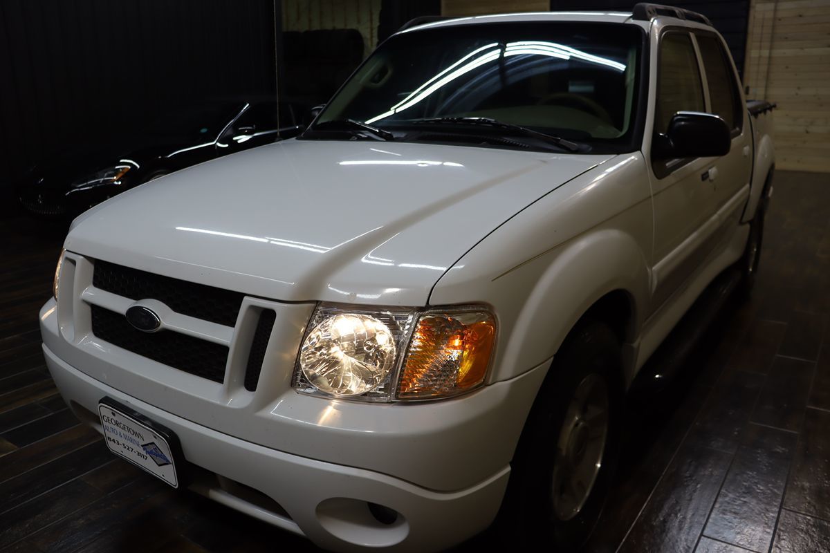 2004 Ford Explorer Sport Trac XLT photo 6