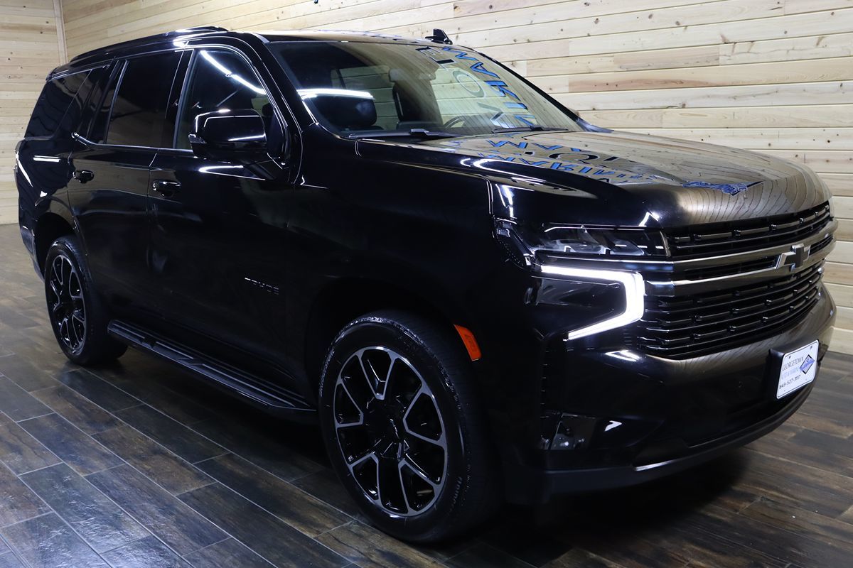 2022 Chevrolet Tahoe RST photo 2
