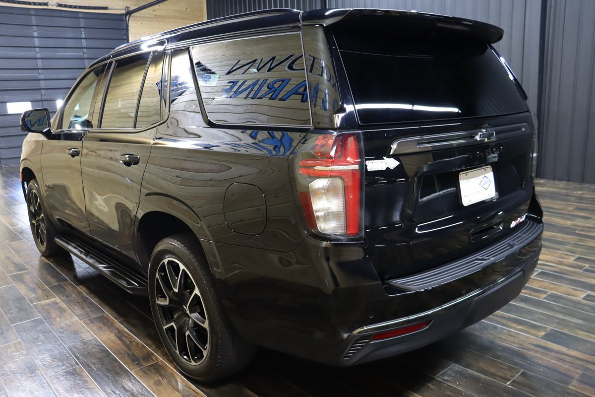 2022 Chevrolet Tahoe RST photo 3