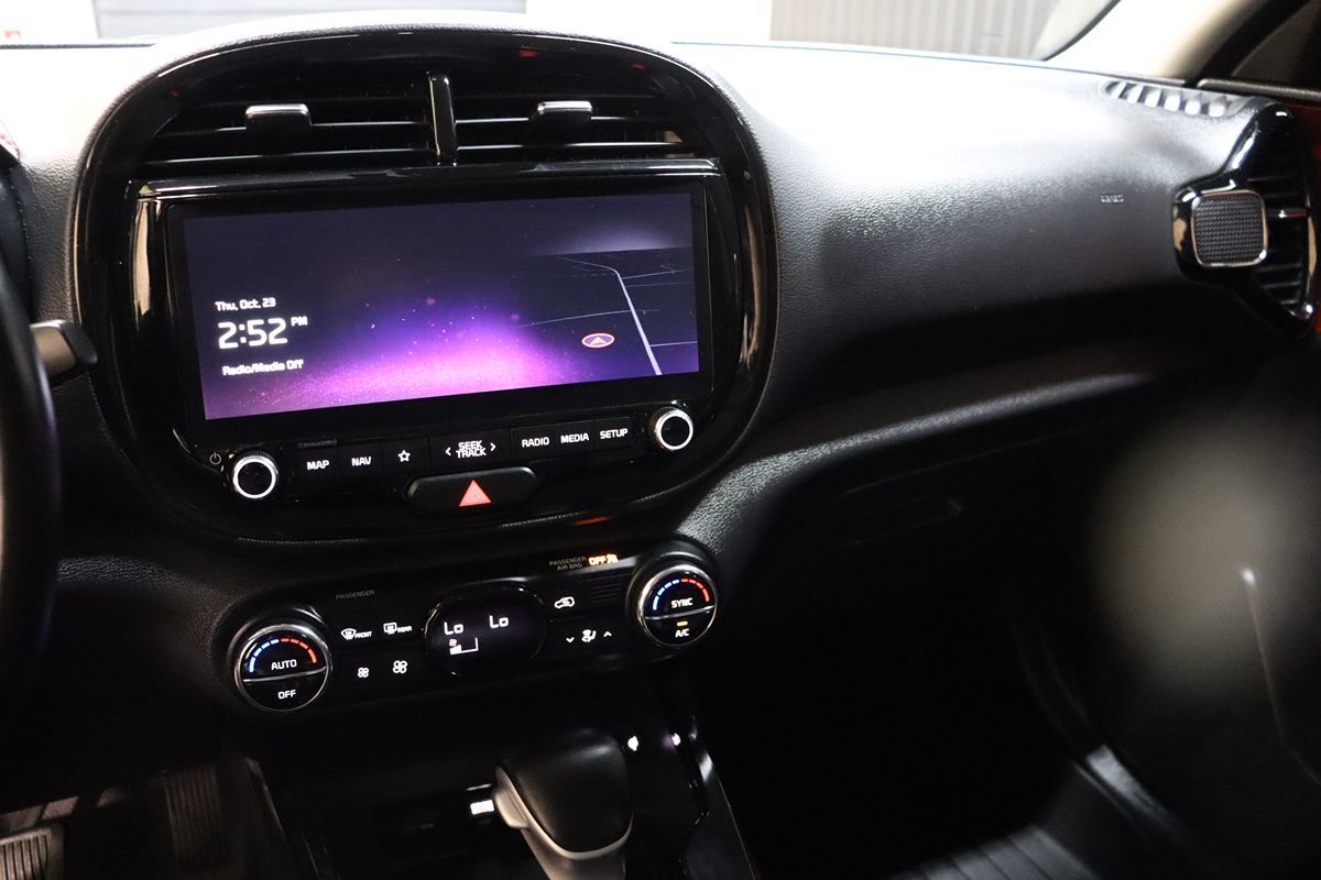 2023 Kia Soul GT-Line - Photo 34