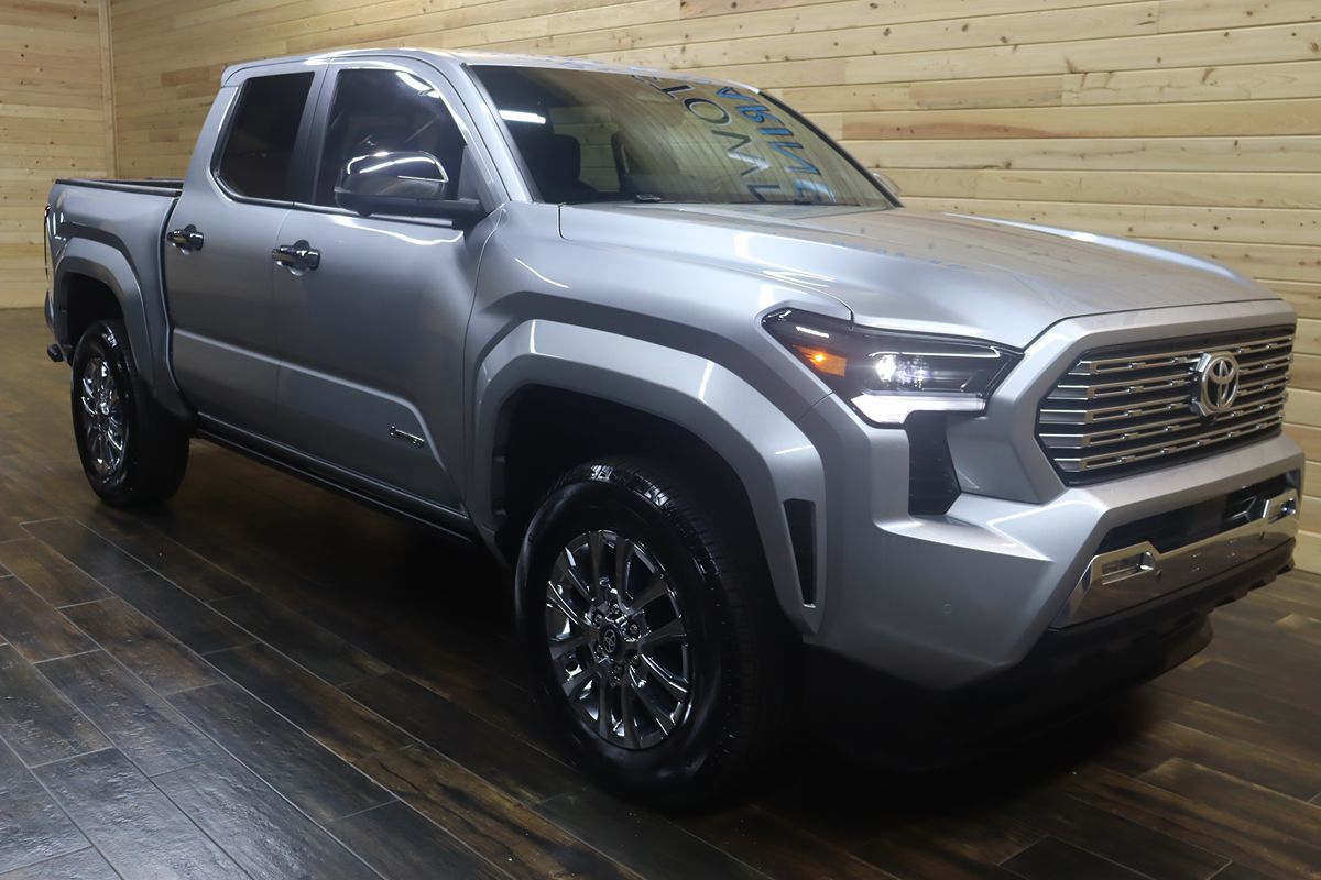 2024 Toyota Tacoma Limited - Photo 2