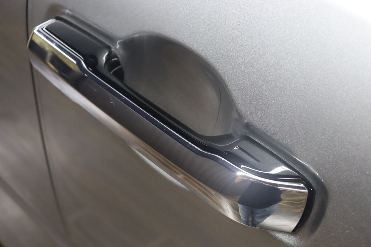 2024 Toyota Tacoma Limited - Photo 10