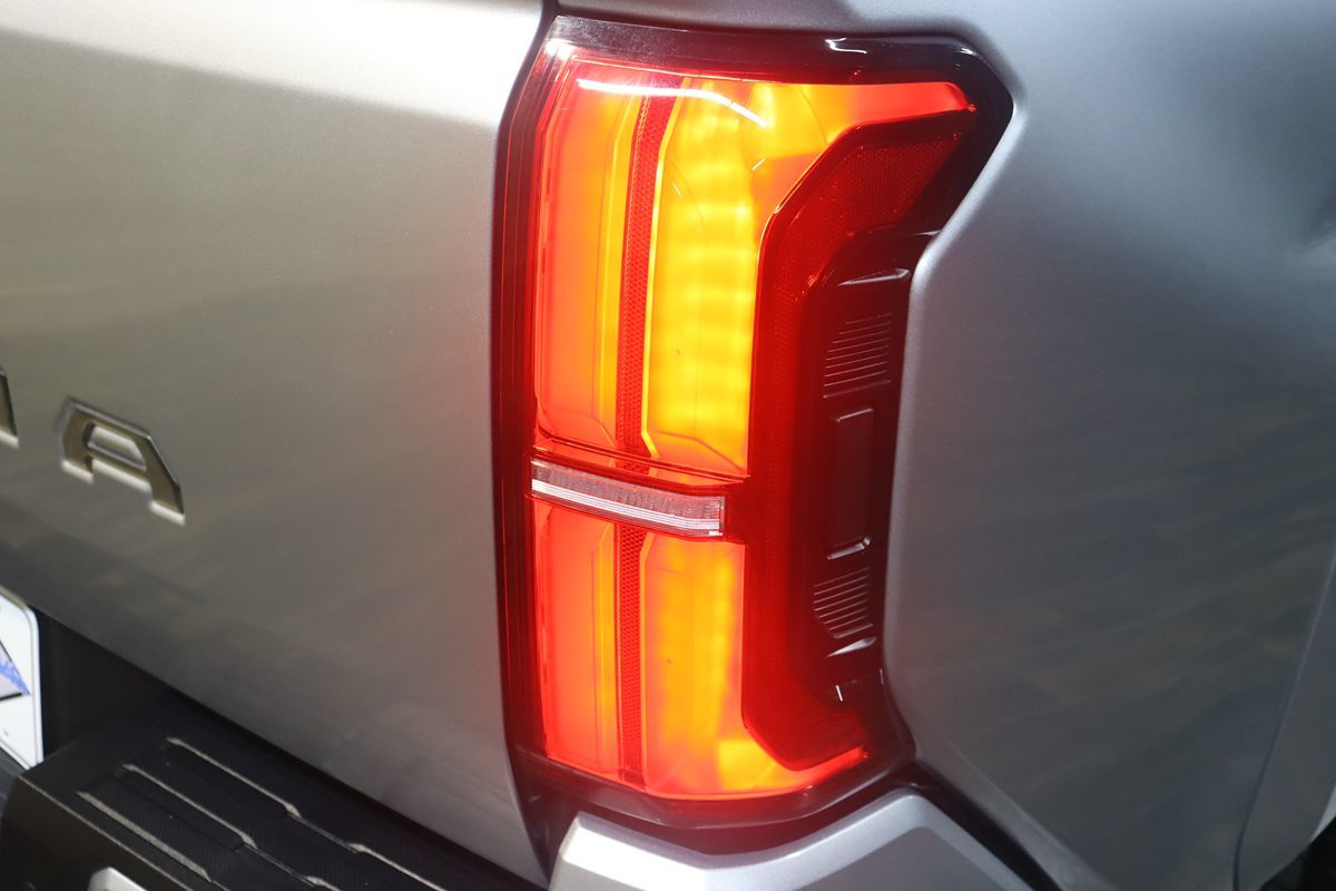 2024 Toyota Tacoma Limited - Photo 22