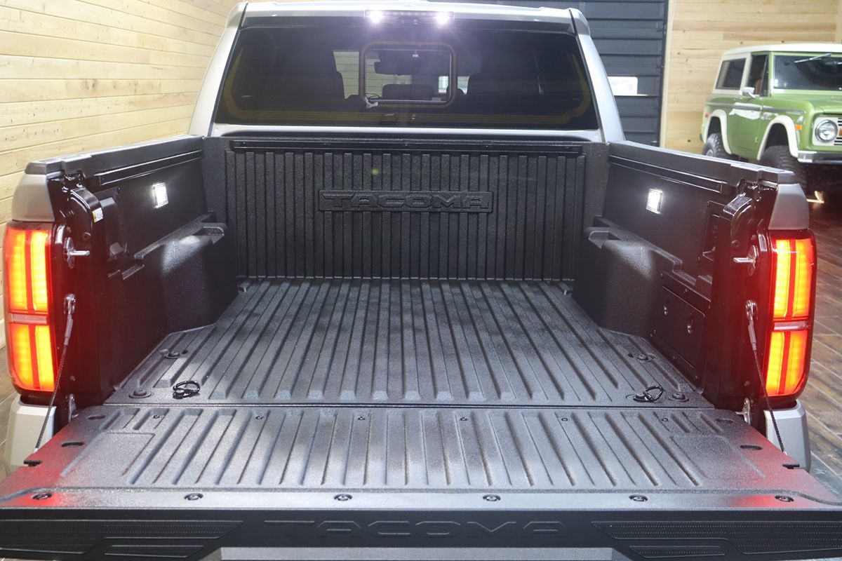 2024 Toyota Tacoma Limited - Photo 30