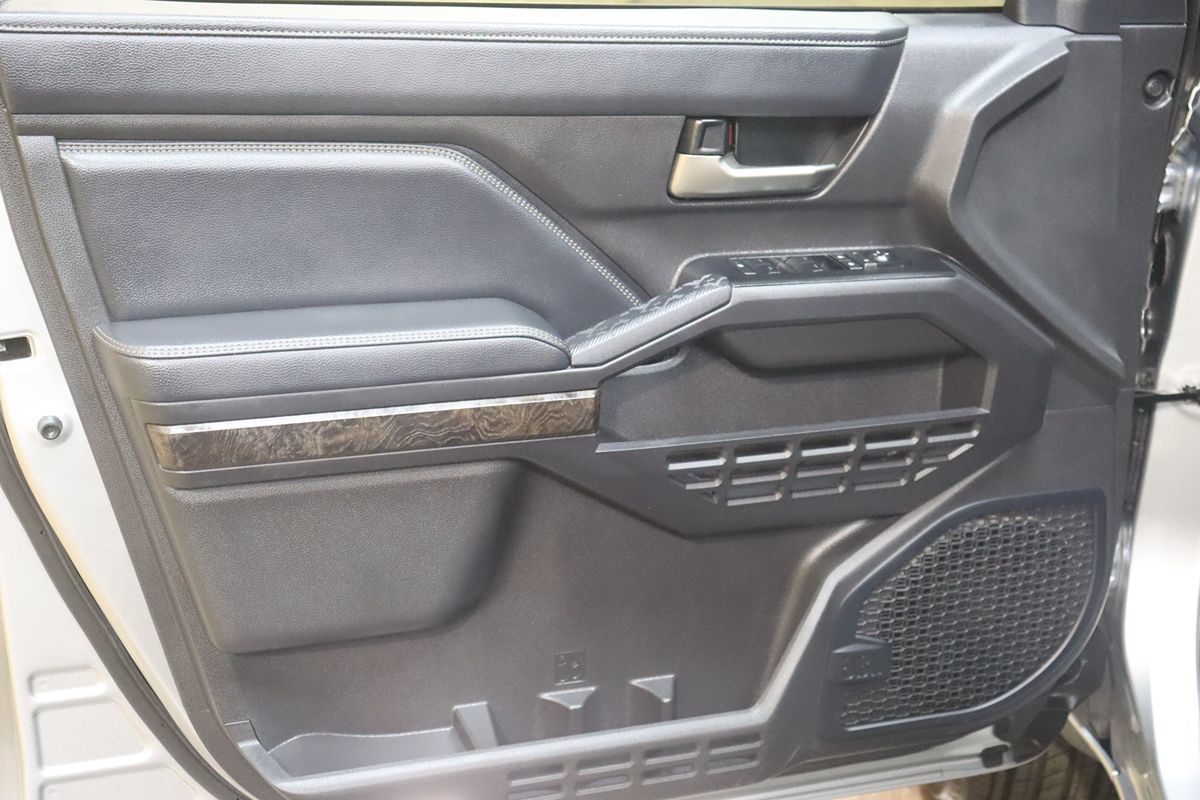 2024 Toyota Tacoma Limited - Photo 36