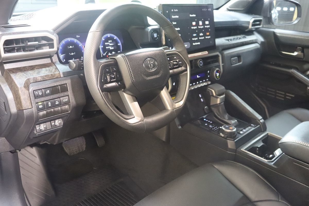 2024 Toyota Tacoma Limited - Photo 42