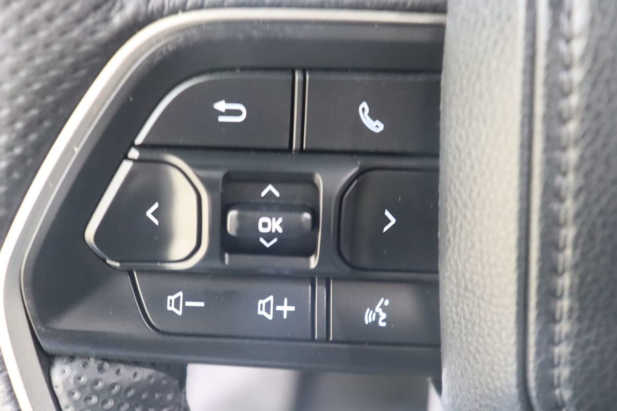 2024 Toyota Tacoma Limited - Photo 45