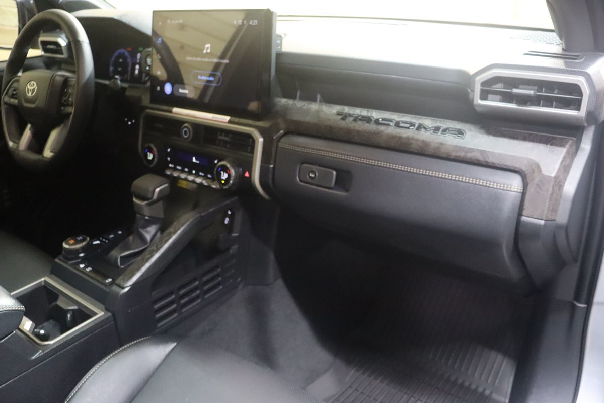 2024 Toyota Tacoma Limited - Photo 63
