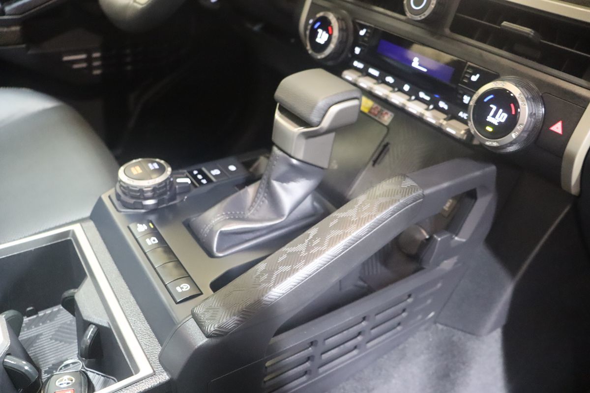 2024 Toyota Tacoma Limited - Photo 64