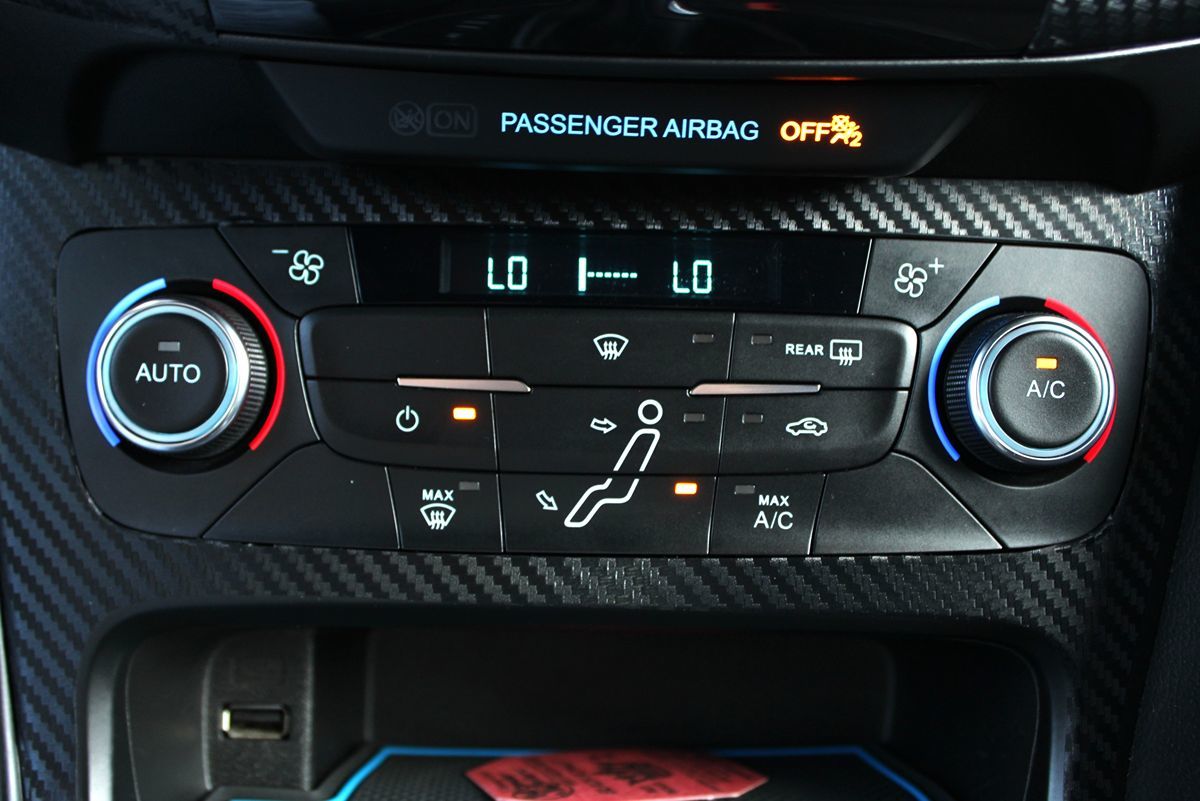 2016 Ford Focus RS photo 19