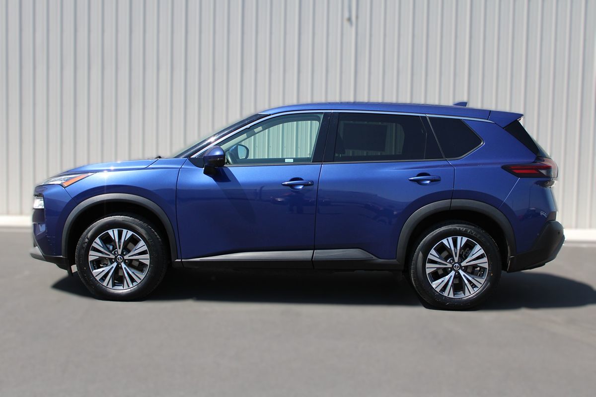 2021 Nissan Rogue SV photo 4