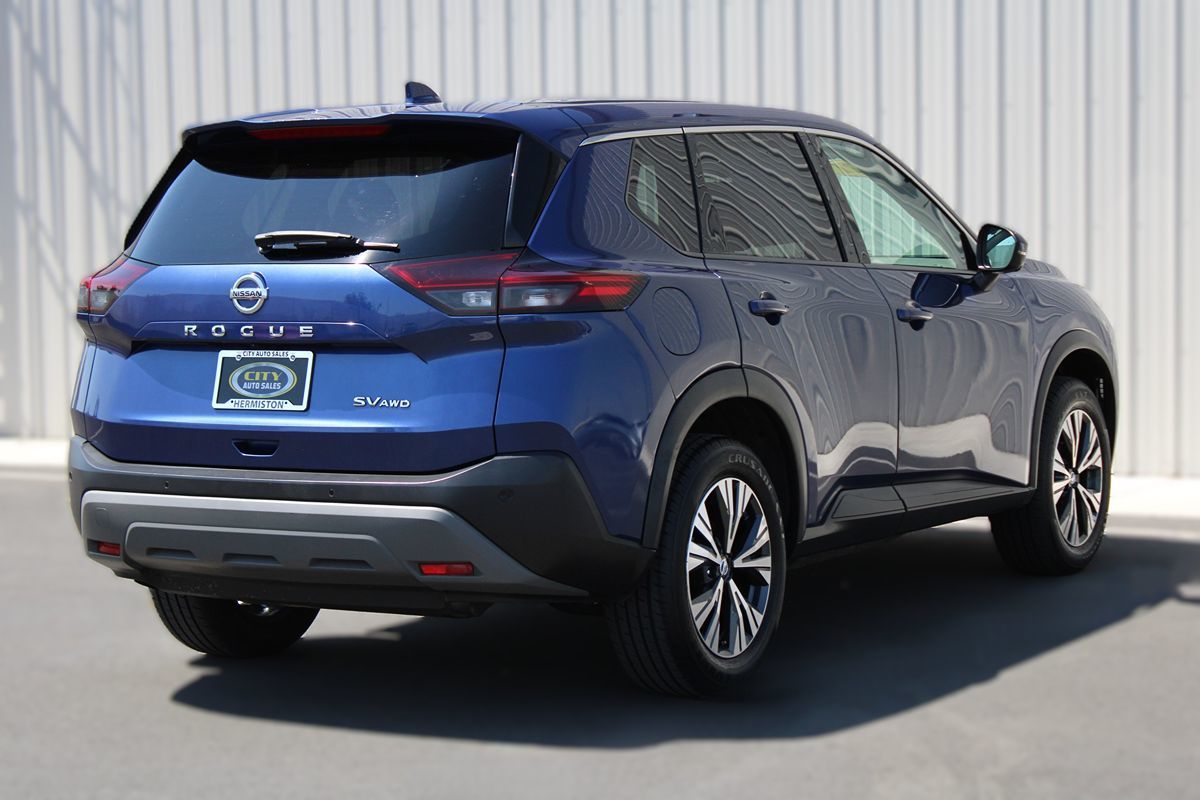2021 Nissan Rogue SV photo 8