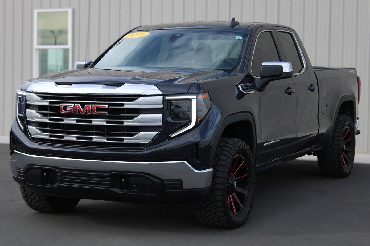 2023 Gmc Sierra 1500 SLE photo 2