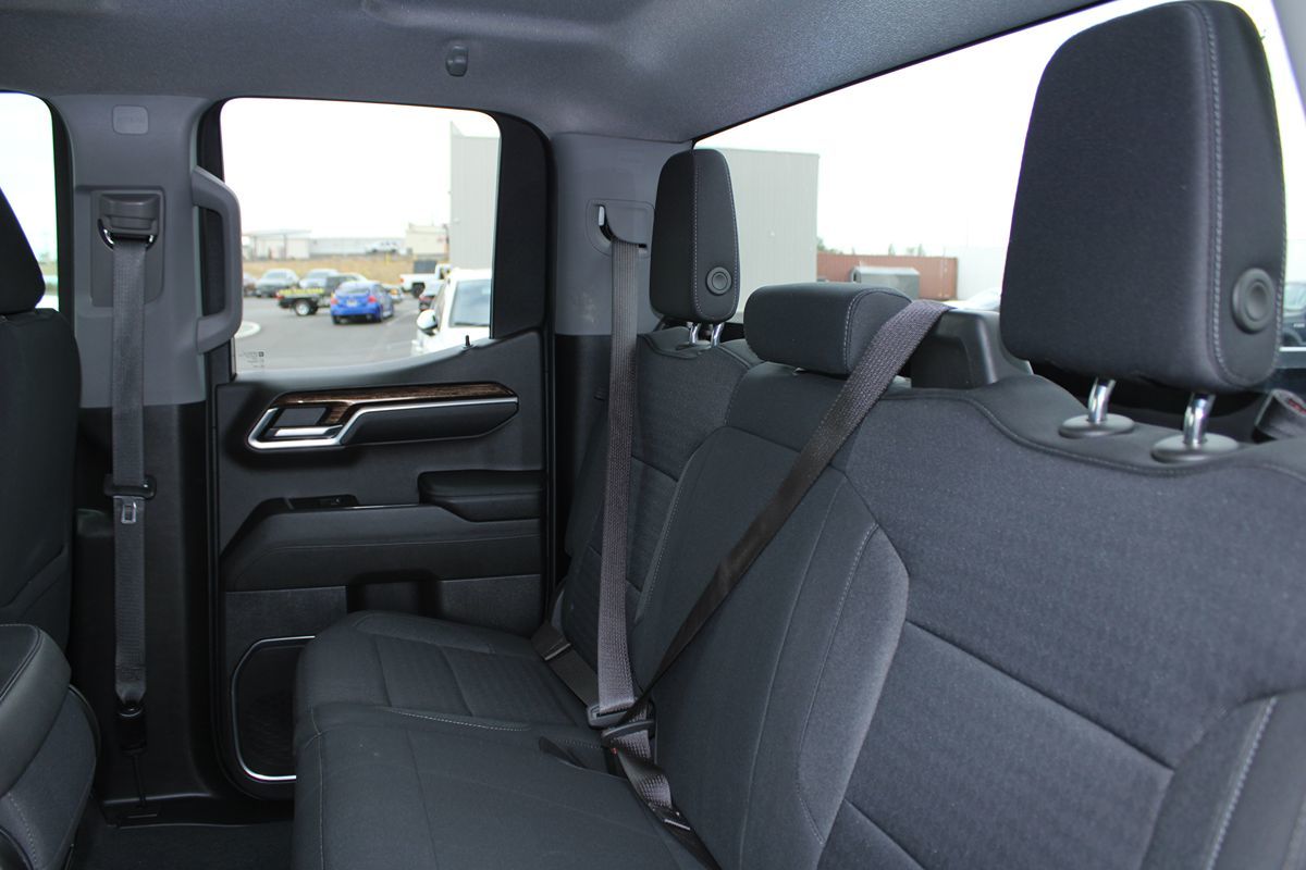 2023 Gmc Sierra 1500 SLE photo 18