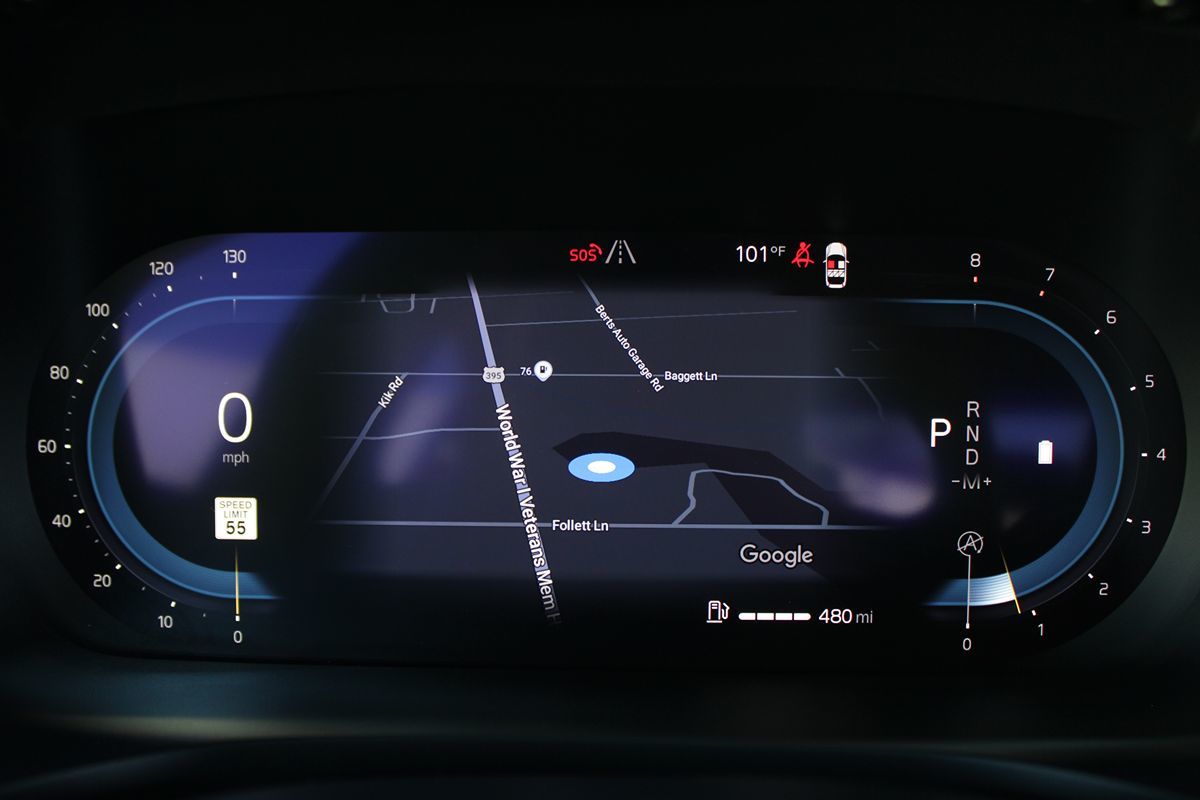 2025 Volvo S60 Core B5 AWD photo 14