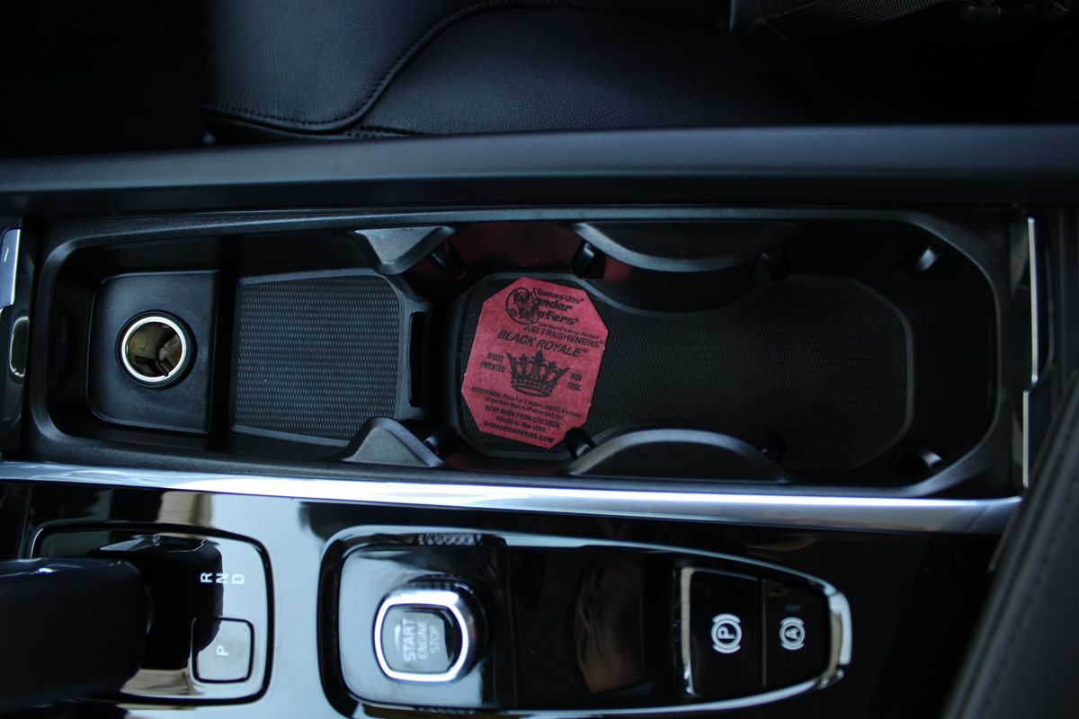 2025 Volvo S60 Core B5 AWD photo 23
