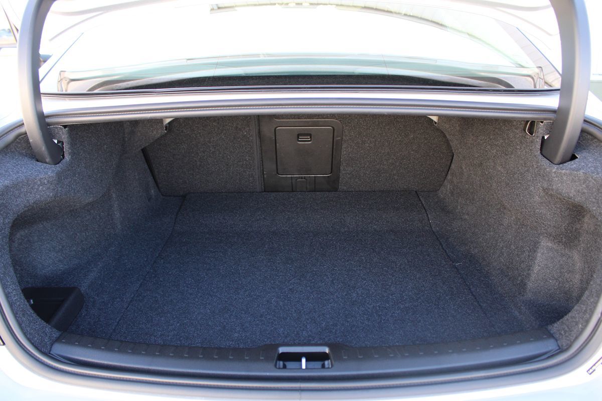 2025 Volvo S60 Core B5 AWD photo 30