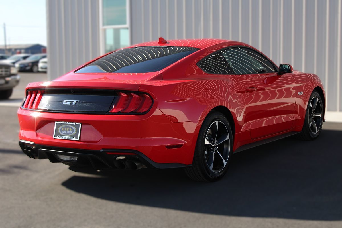 2022 Ford Mustang GT photo 8