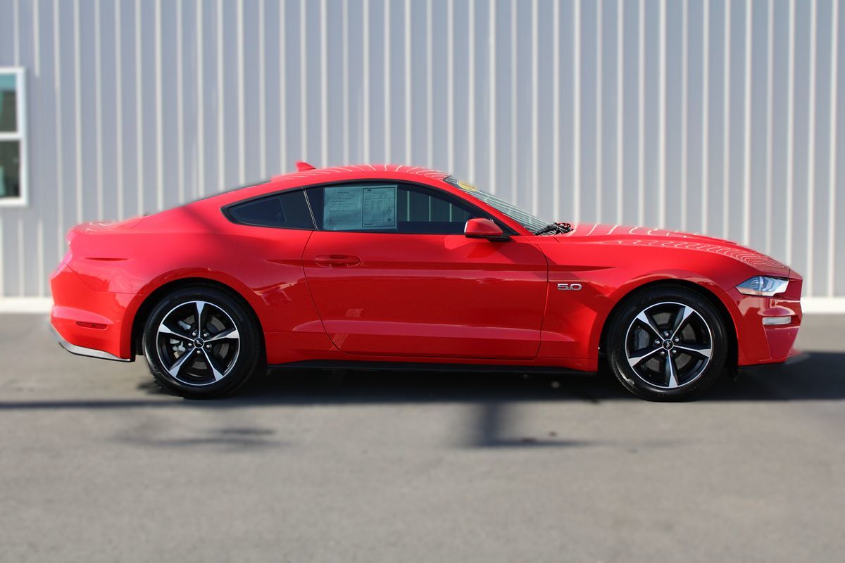 2022 Ford Mustang GT photo 9