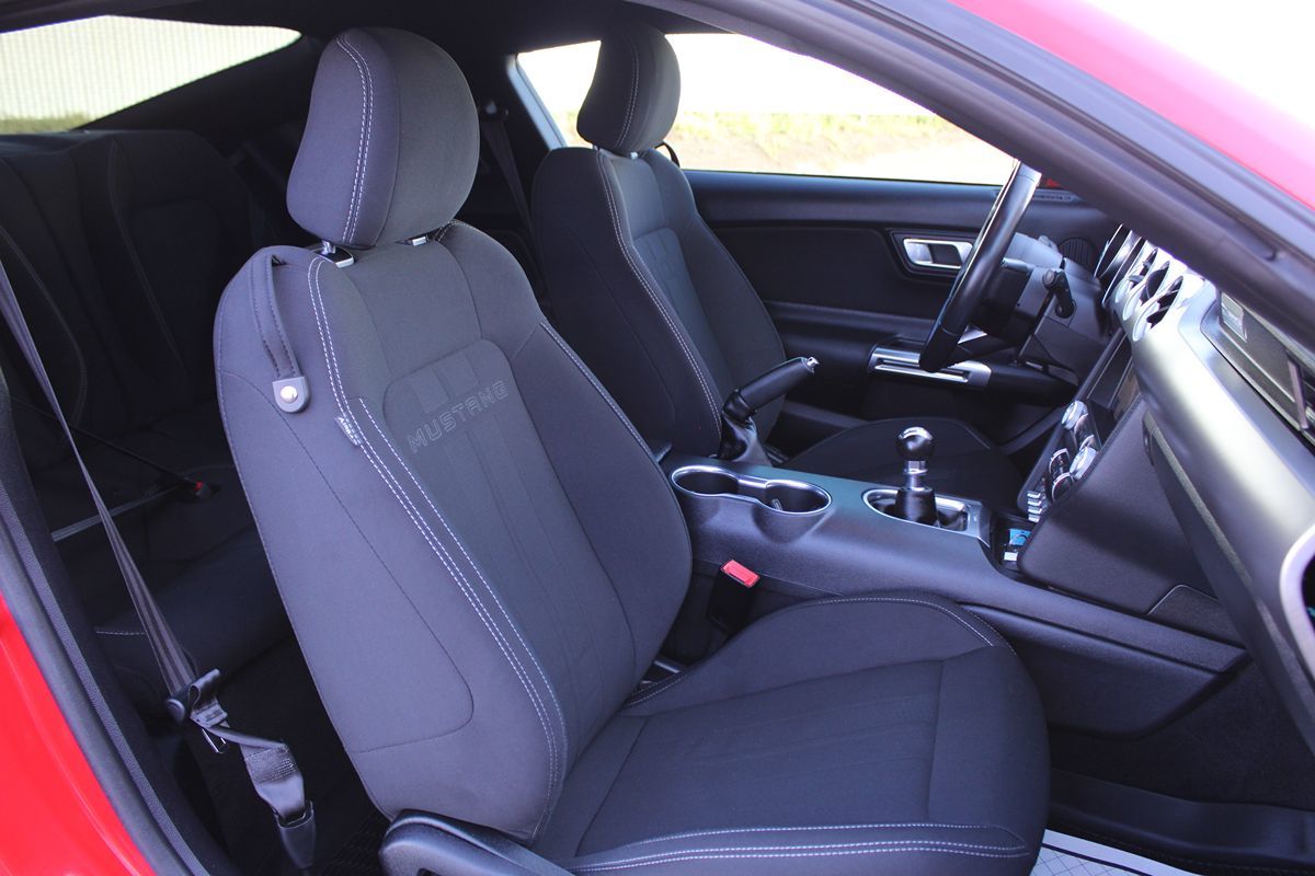 2022 Ford Mustang GT photo 17