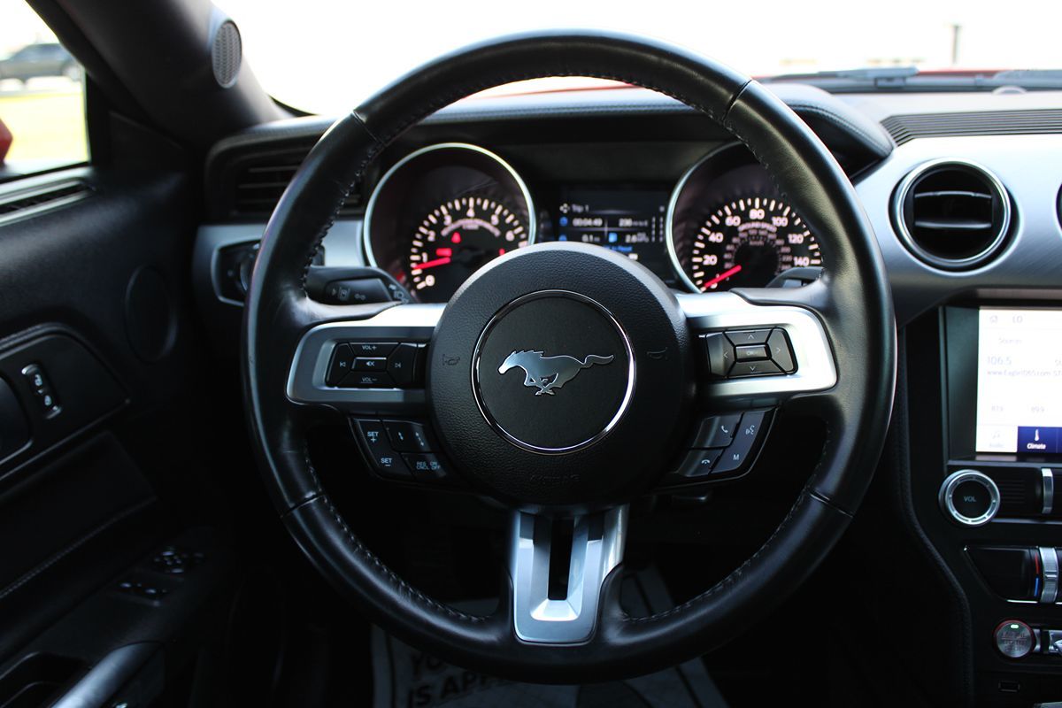 2022 Ford Mustang GT photo 12