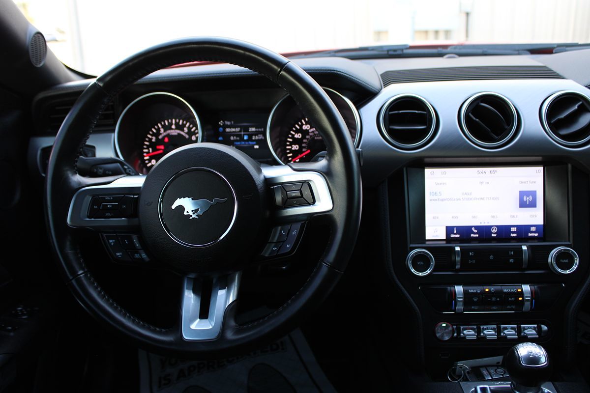 2022 Ford Mustang GT photo 13