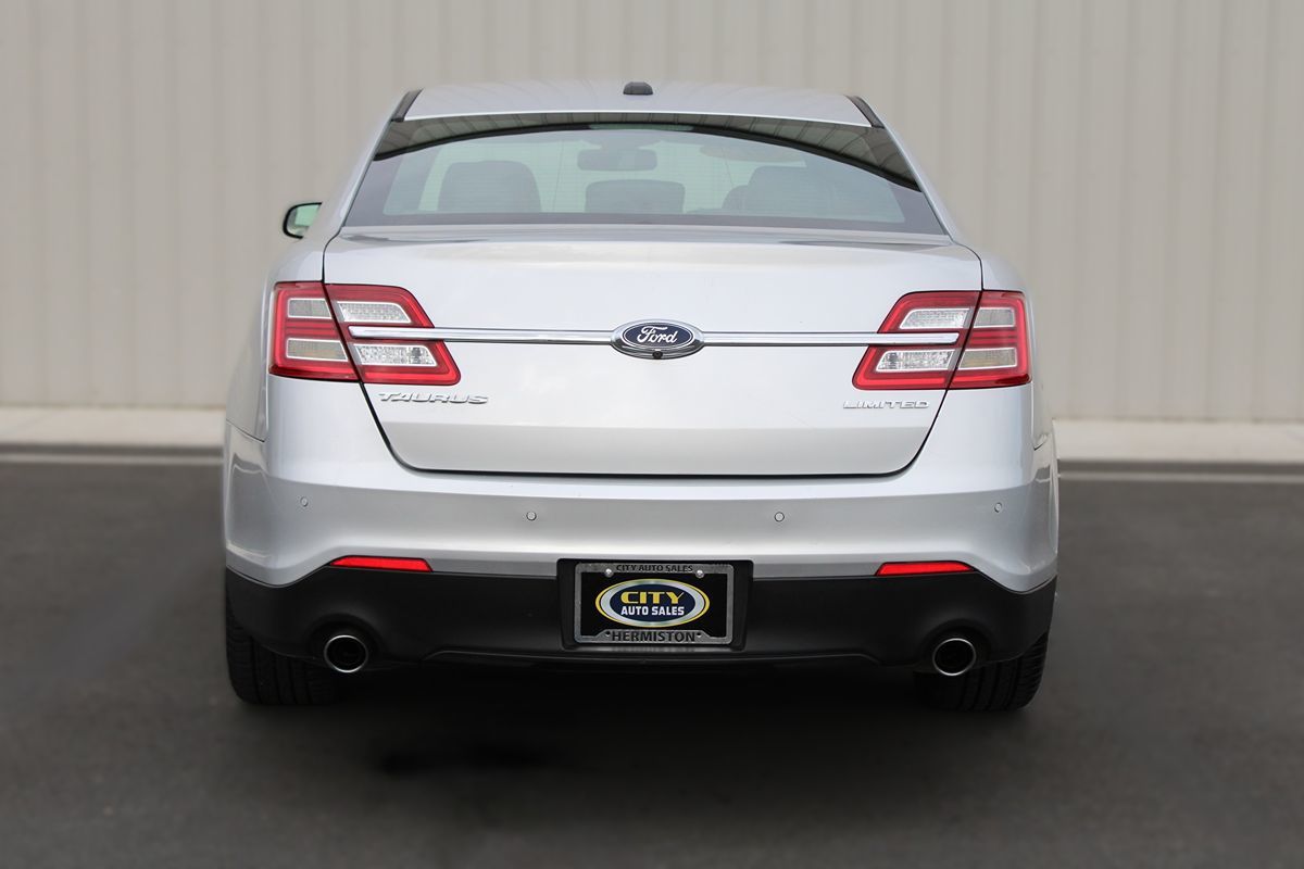 2019 Ford Taurus Limited photo 6