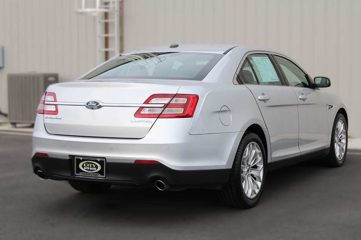 2019 Ford Taurus Limited photo 7