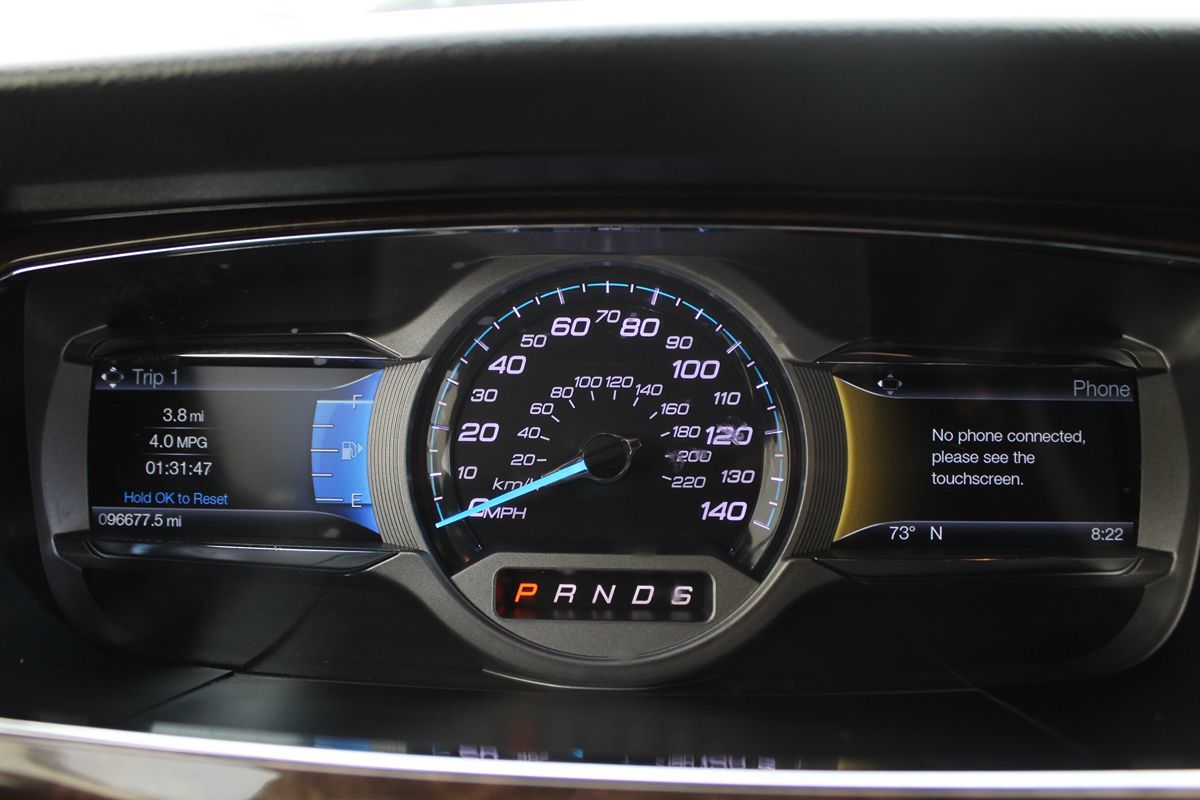 2019 Ford Taurus Limited photo 13