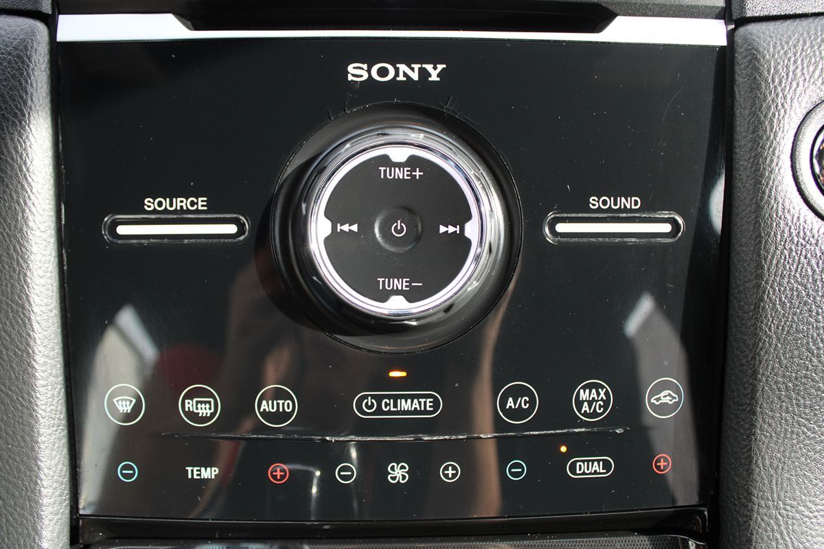 2019 Ford Taurus Limited photo 20