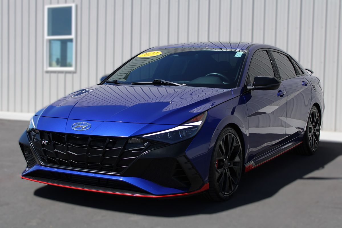 2022 Hyundai Elantra N photo 3