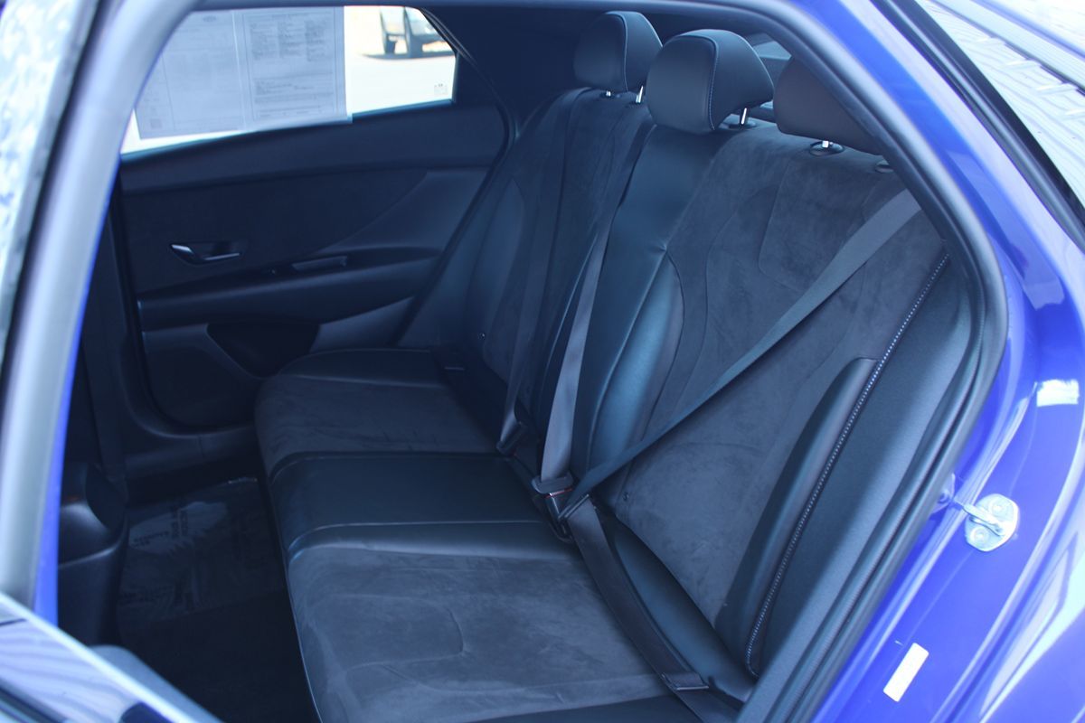2022 Hyundai Elantra N photo 16