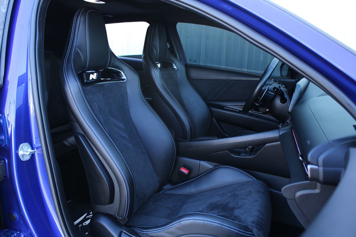2022 Hyundai Elantra N photo 17