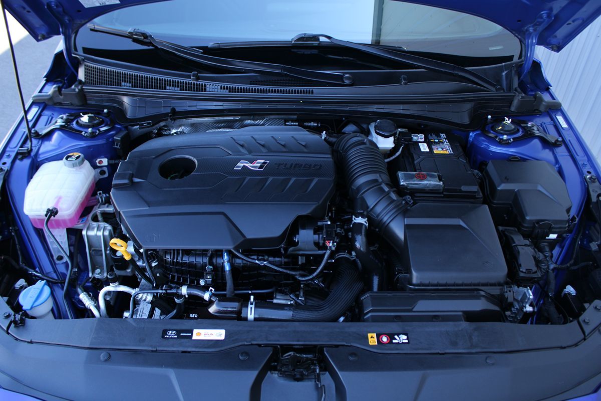 2022 Hyundai Elantra N photo 25