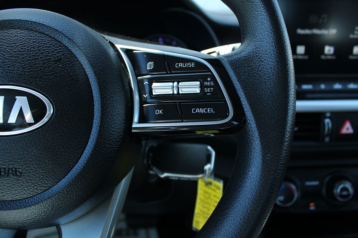 2021 Kia Forte LXS photo 13