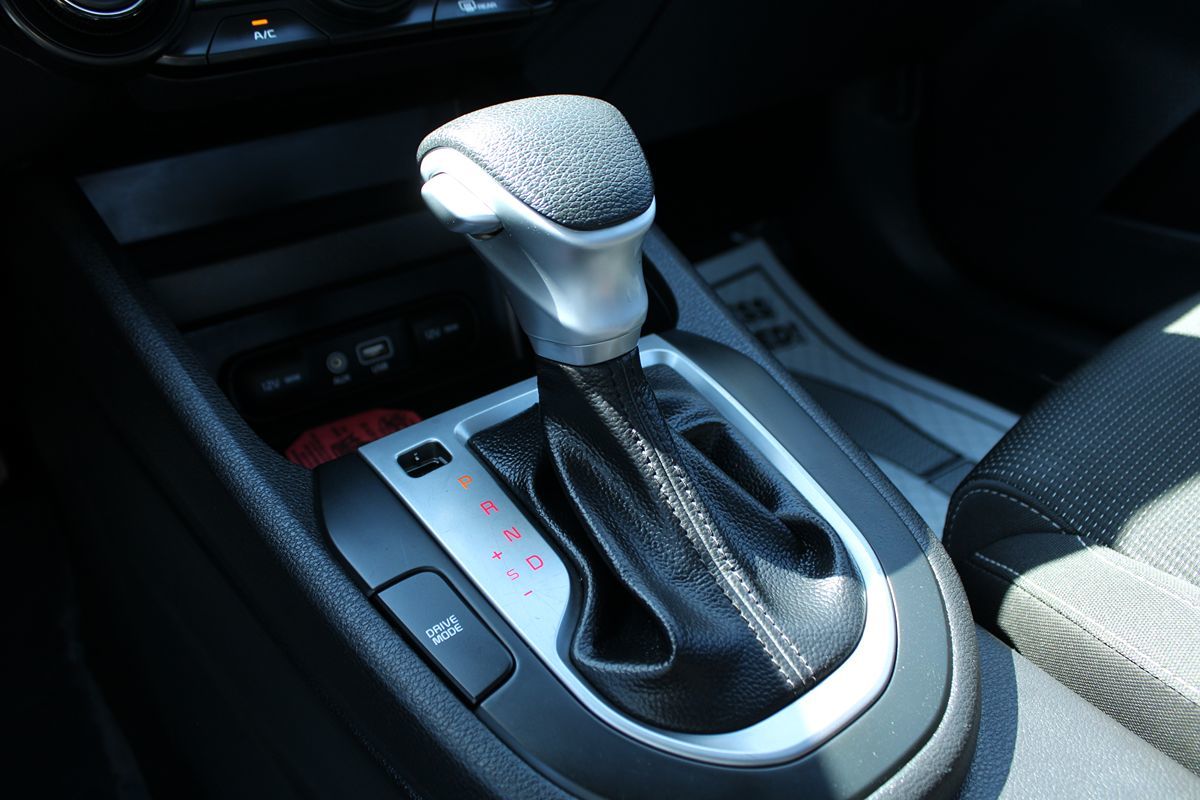 2021 Kia Forte LXS photo 21