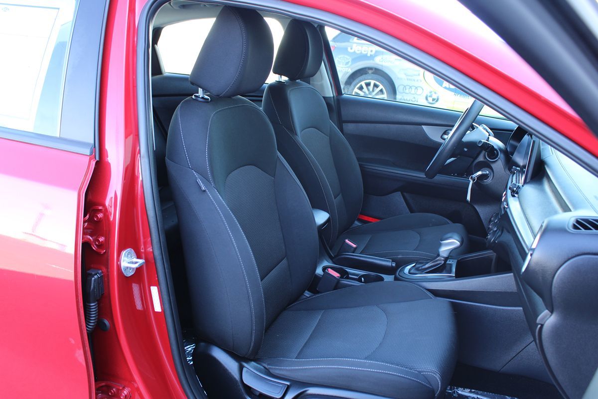 2021 Kia Forte LXS photo 16