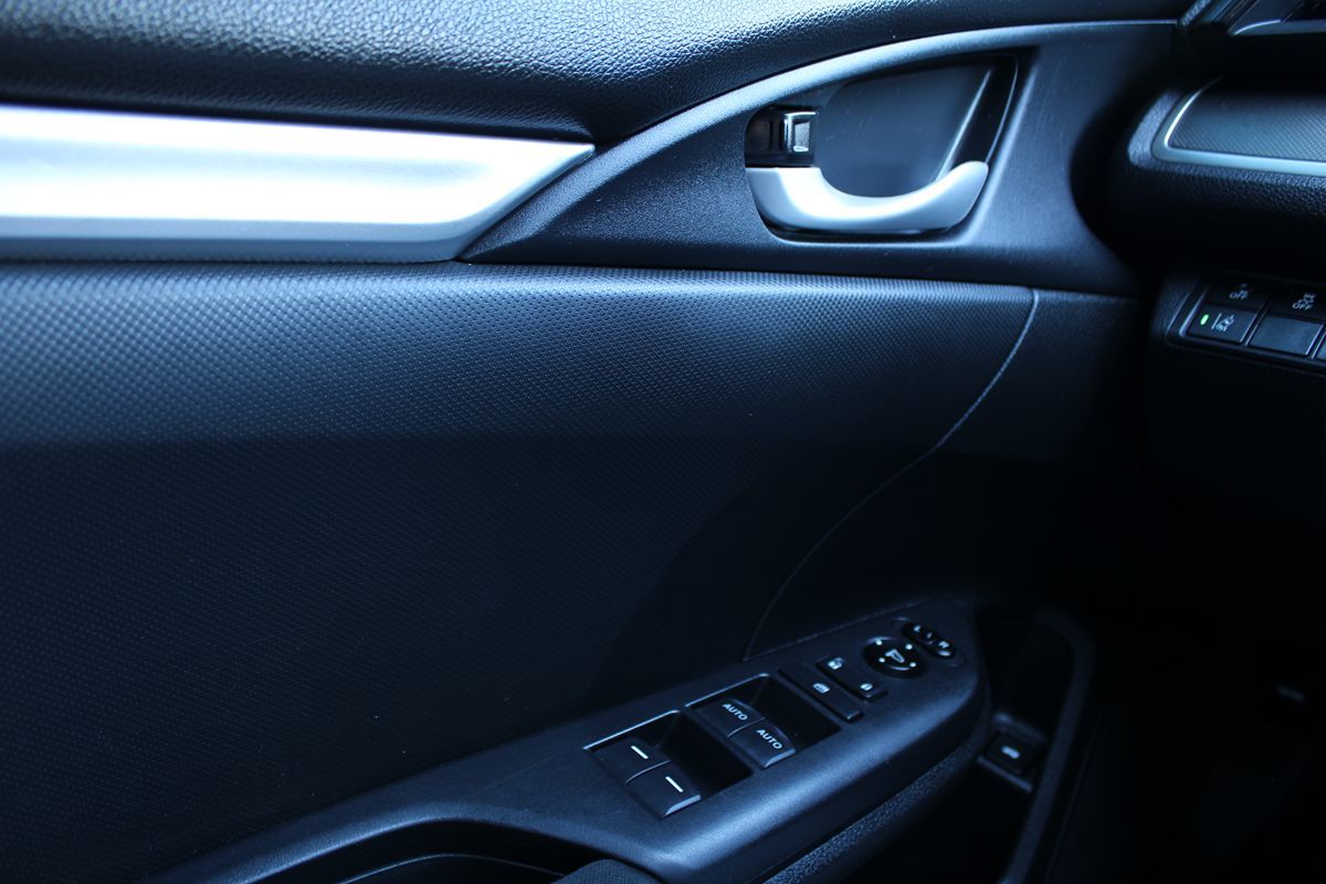 2020 Honda Civic LX photo 18